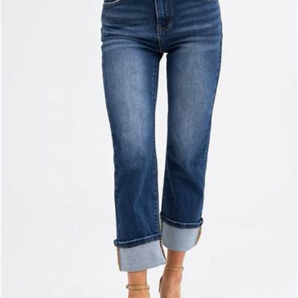 👖JEANS SALE! Bandolino High Waist Faded Dark Wash Jeans